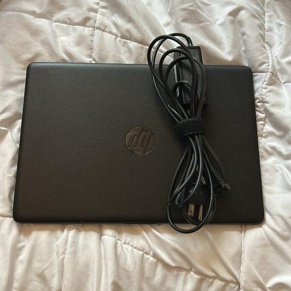 COPY - 🖤JET BLACK HP LAPTOP🖤 - Picture 8 of 10